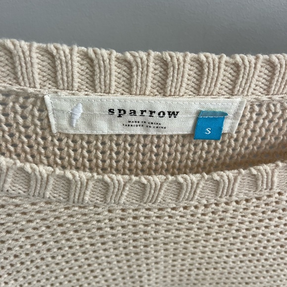 Women’s Sparrow brand poncho sweater. - Picture 3 of 3